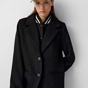 Simons Twik Black Jacket with White Accents Size Large